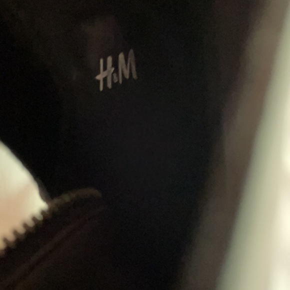 H&M Black Heel Ankle Booties Size 7 - Picture 6 of 6